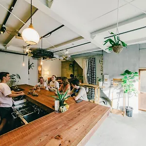 Hippo And Cafe Bar Gasthof