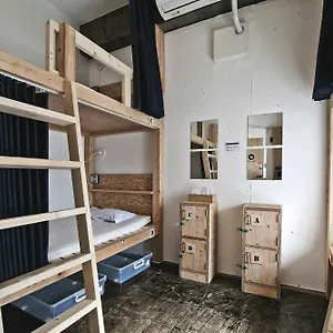 new-world-inn-hostel.hotels-osaka.net/